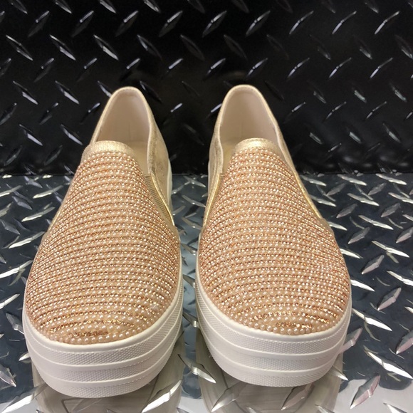 LIKE NEW Skechers Double Up-SHINY DANCER - Picture 2 of 7